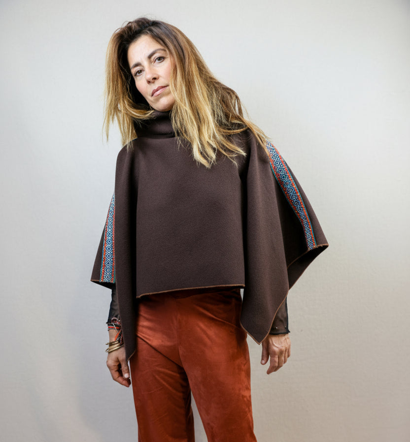 Poncho marrón