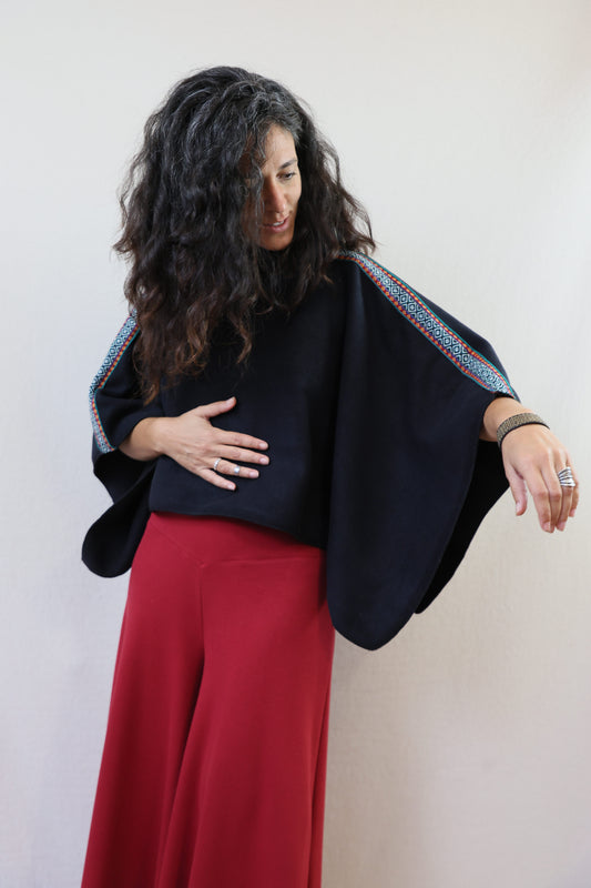 Poncho negro