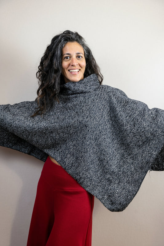 Poncho gris jaspeado