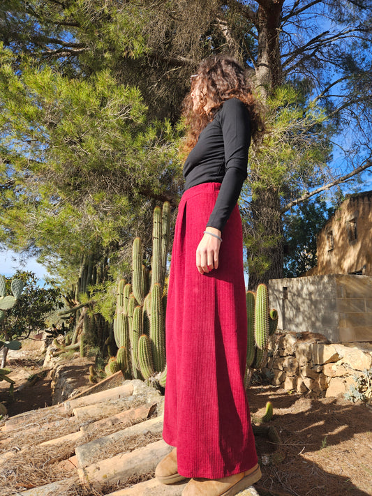 Pantalón de pana burdeos