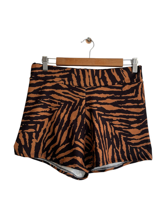 Magic pant Corto Cebra color tierra