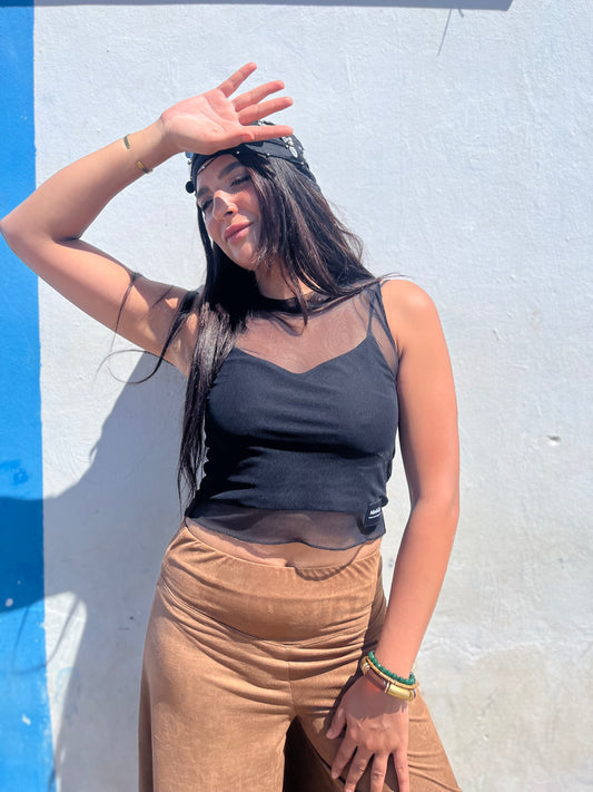 Camiseta semi transparente