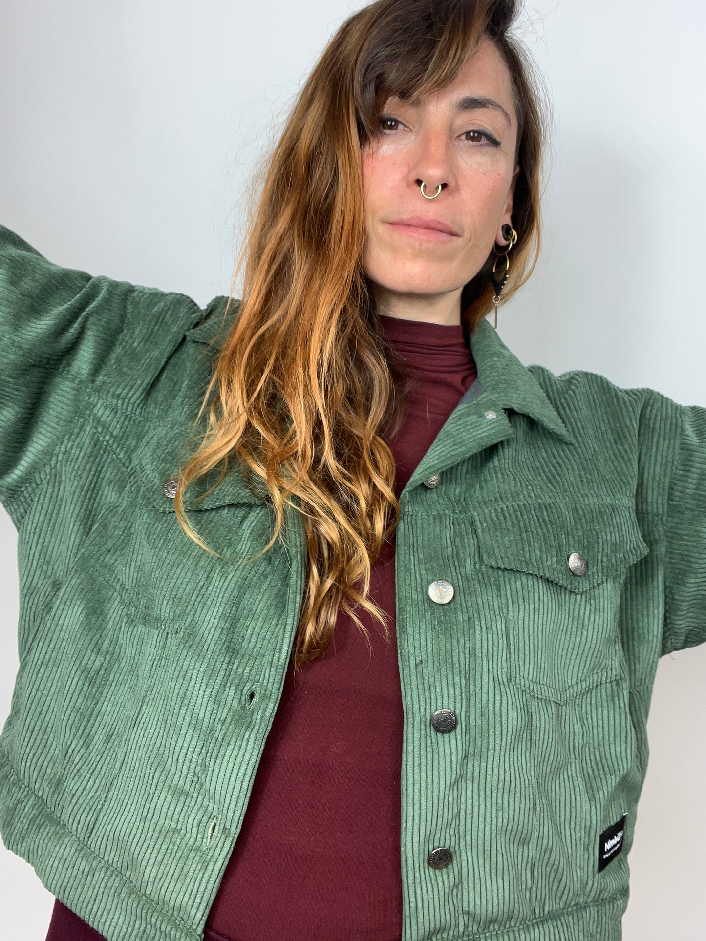 Chaqueta de pana caqui pequeño desperfecto