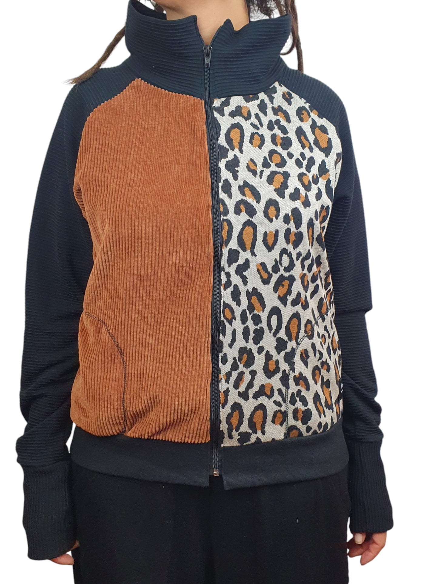 Chaqueta animal print/pana