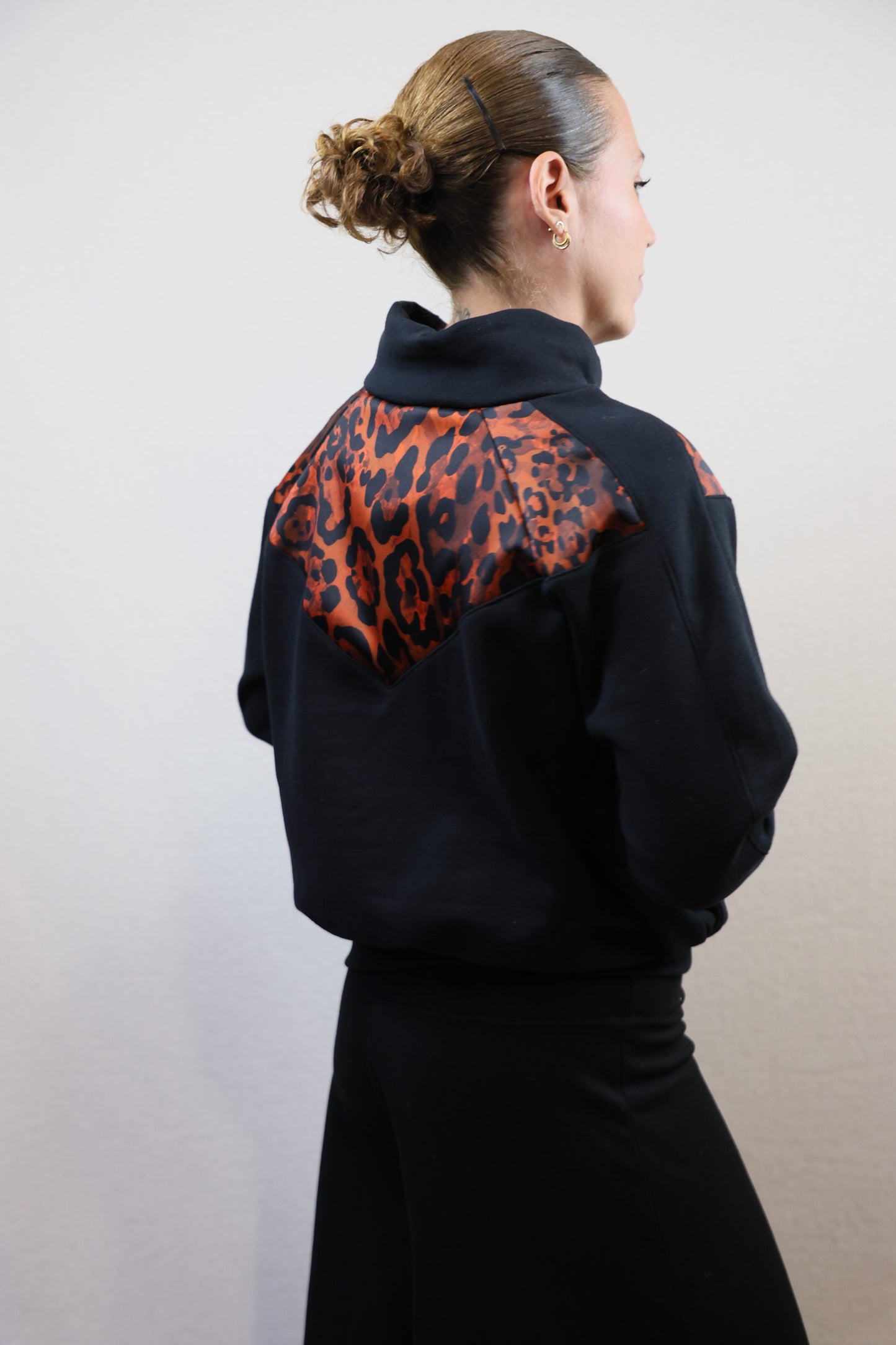 Sudadera animal print black